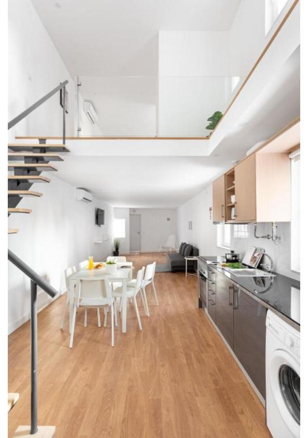 Altido Stylish 2-Level Flats Near Ajuda Palace Lisbon Luaran gambar